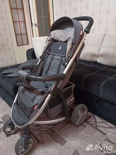 Продам детскую коляску Carrello Vista