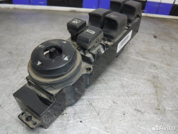 Блок управления стеклоподъемниками Geely Emgrand