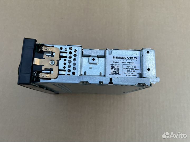 Штатная магнитола Peugeot 207