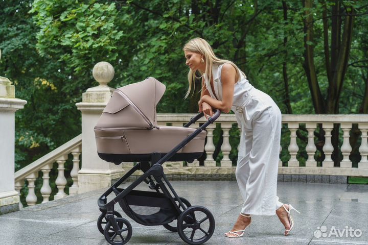 Коляска 2 в 1 Espiro Miloo