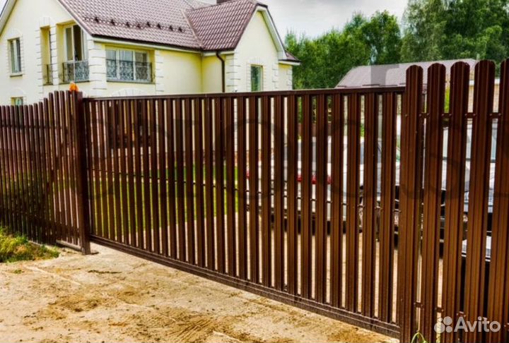 Забор металлический цена за метр быстро