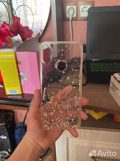 Чехлы на телефоны