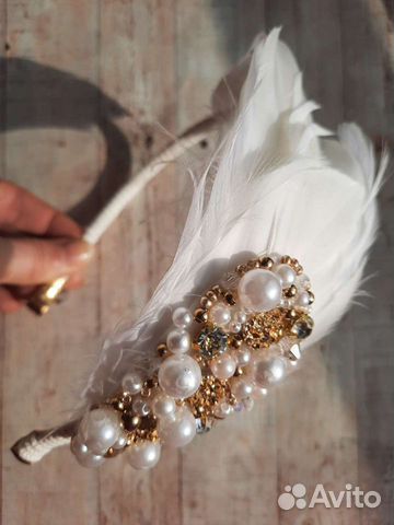 Ободки с перьями,жемчугом, перламутром и кристалл
