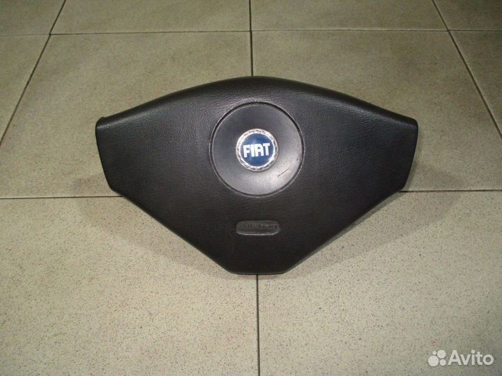 Подушка безопасности в руль Fiat Albea