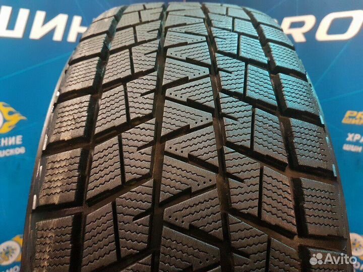 Bridgestone Blizzak DM-V1 255/55 R18