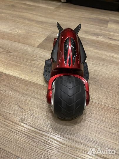 Мотоцикл на пульте