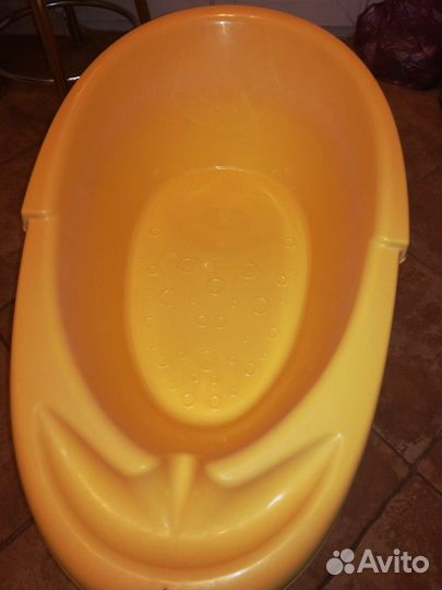 Ванночка и сиденье для малыша