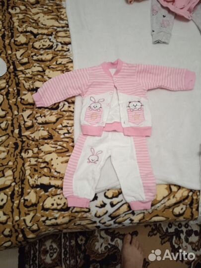 Костюмчикм для девочки