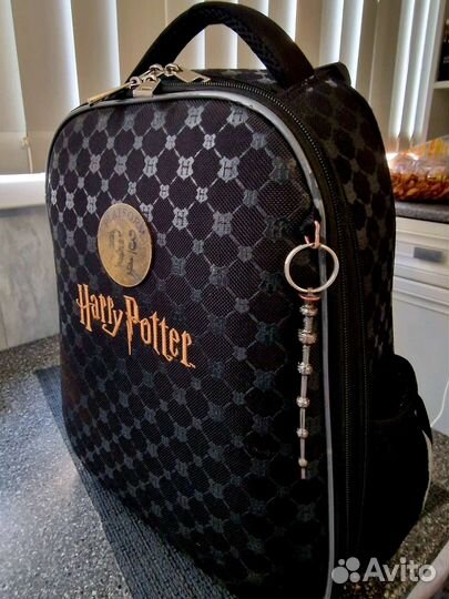 Школьный рюкзак