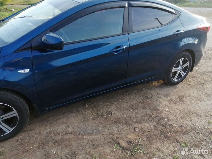 Hyundai Elantra, 2015