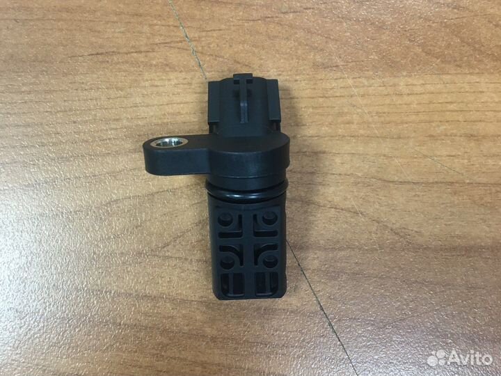 Датчик положения распредвала Nissan Sunny и др