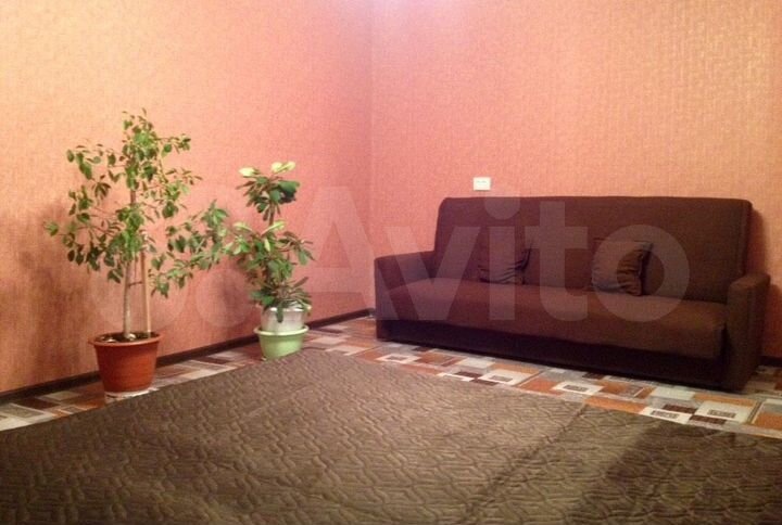 Комната 18 м² в 1-к., 6/12 эт.