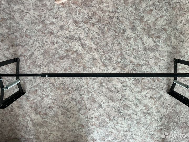 Подъемный механизм для дивана