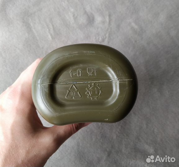 Фляга армейская пластиковая б/у с чехлом, 1 литр