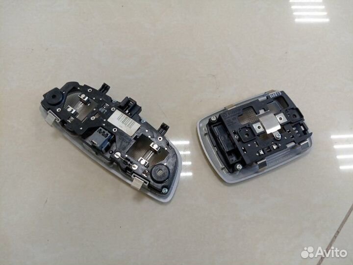 Плафон подсветки салона Hyundai Grand Santa Fe DM