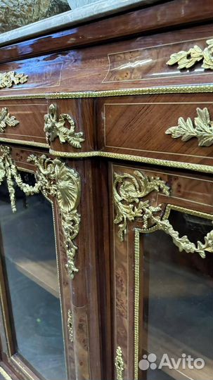 Тумба. Комод. Мебель в стиле Людовика.Антиквариат