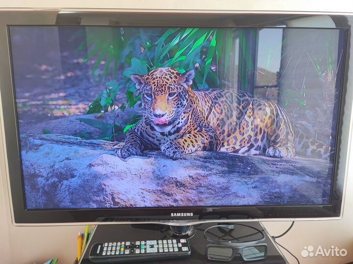 Телевизор Samsung ue32d6100sw+3d очки