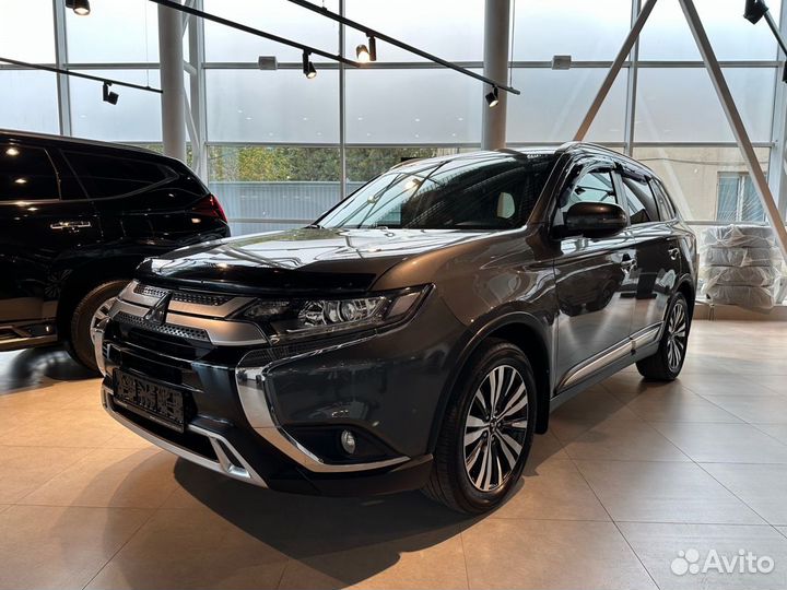 Mitsubishi Outlander 2.0 CVT, 2019, 77 921 км