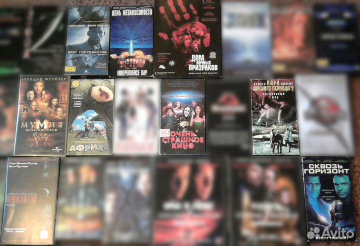 Кассеты MC аудиокассеты VHS видеокассеты