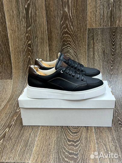 Кроссовки мужские