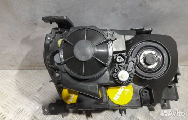 Фара левая Suzuki grand Vitara Ксенон