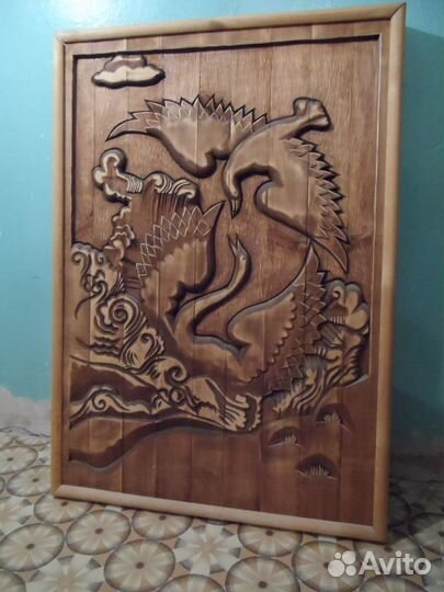 Резные картины из дерева