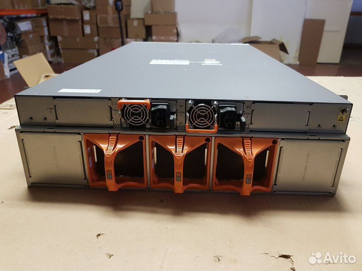 Маршрутизатор Juniper PTX10003-80C-AC