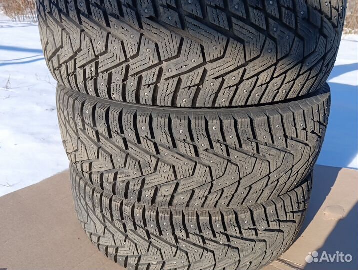 Hankook Winter I'Pike RS2 W429 215/65 R16