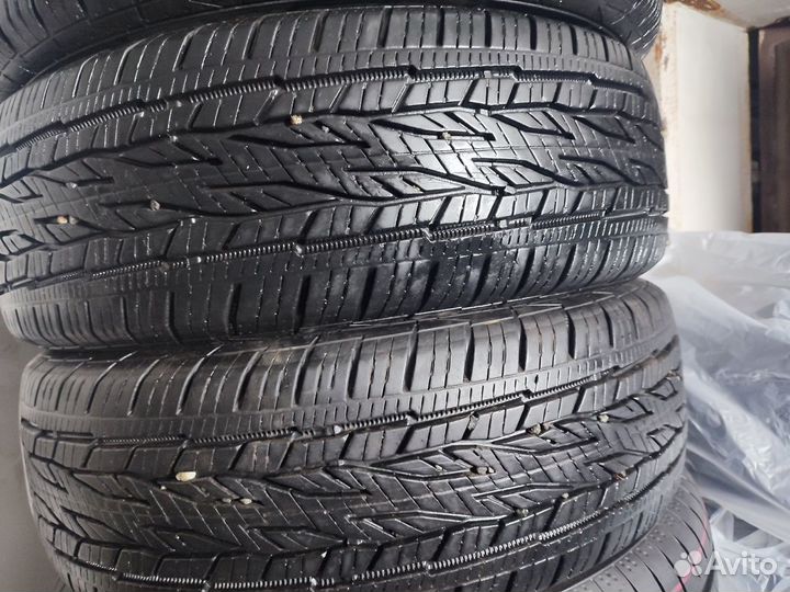 Continental ContiCrossContact LX2 215/65 R16