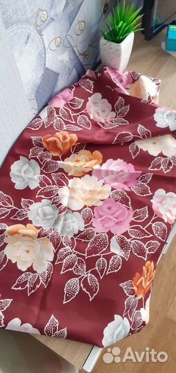 Отрез ткани шелк,костюмная