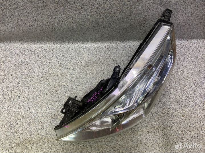 Фара левая Nissan Teana J32 2008