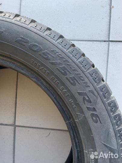 Pirelli Ice Zero 205/55 R16 94T