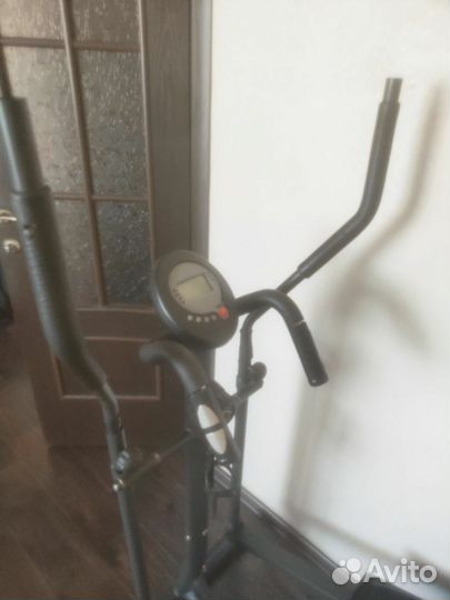 Эллиптический тренажер