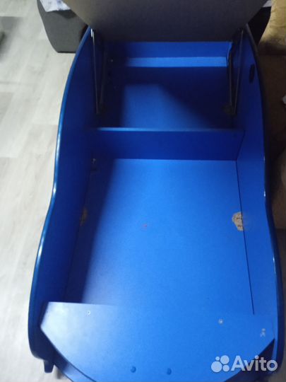 Кровать машина