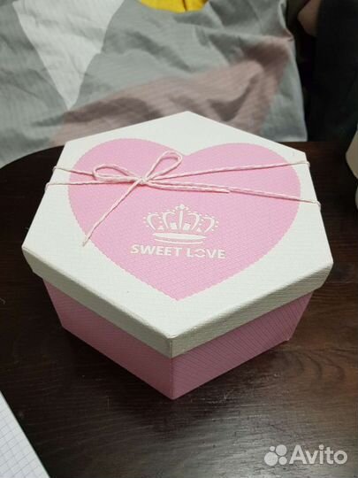 Подарочные коробки