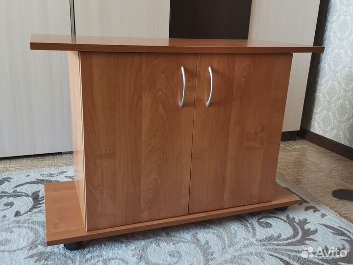 Тумба под телевизор