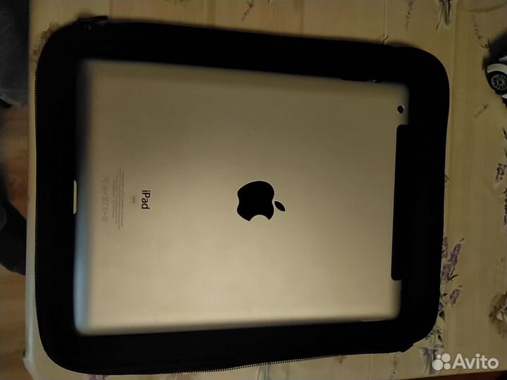 iPad 3 Wi-Fi + 3G (A1430) серый отличное состояние