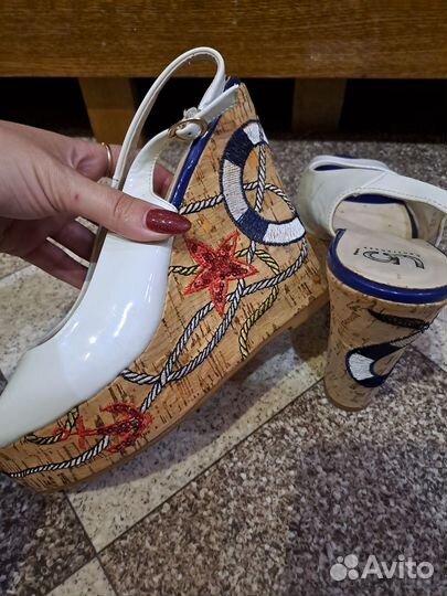 Босоножки