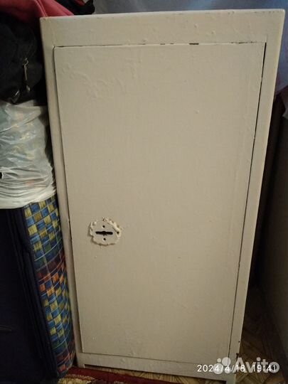 Сейф металлический