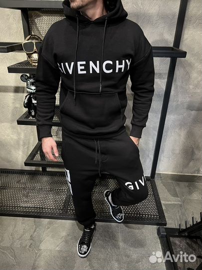 Спортивный костюм на флисе мужской