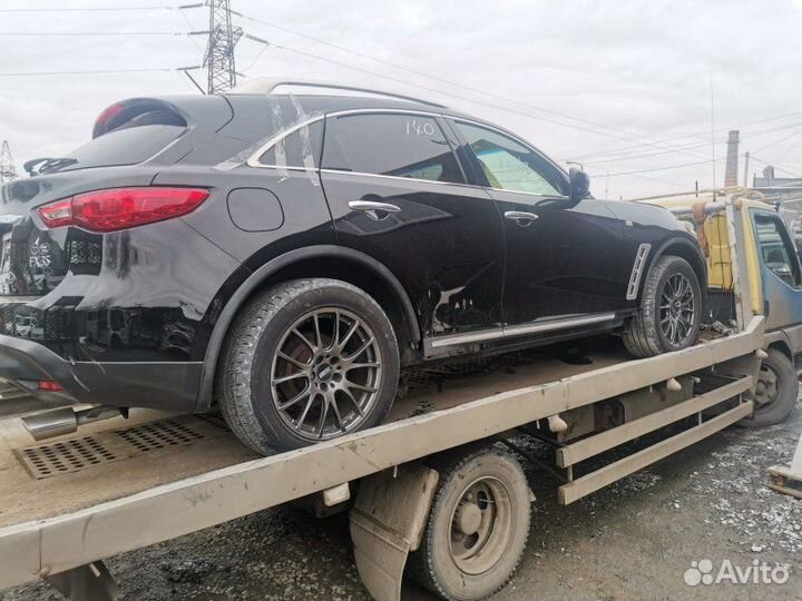 Ступица передняя правая Infiniti Fx35 S51 VQ35-HR