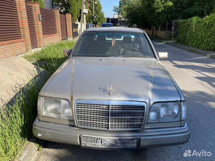 Разбираем Mercedes w124