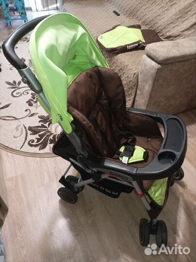 Прогулочная коляска