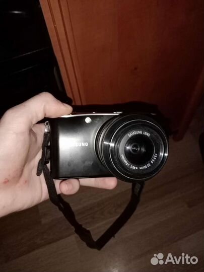 Samsung nx100 + чехол