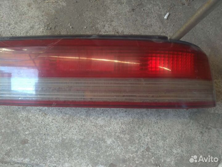 Фонарь задний Toyota cresta 90