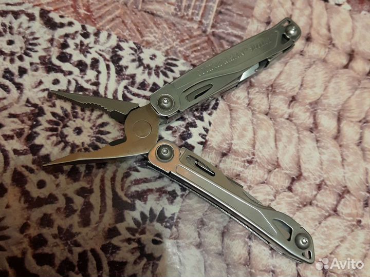 Мультитул leatherman sidekick
