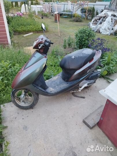 Скутер Honda dio