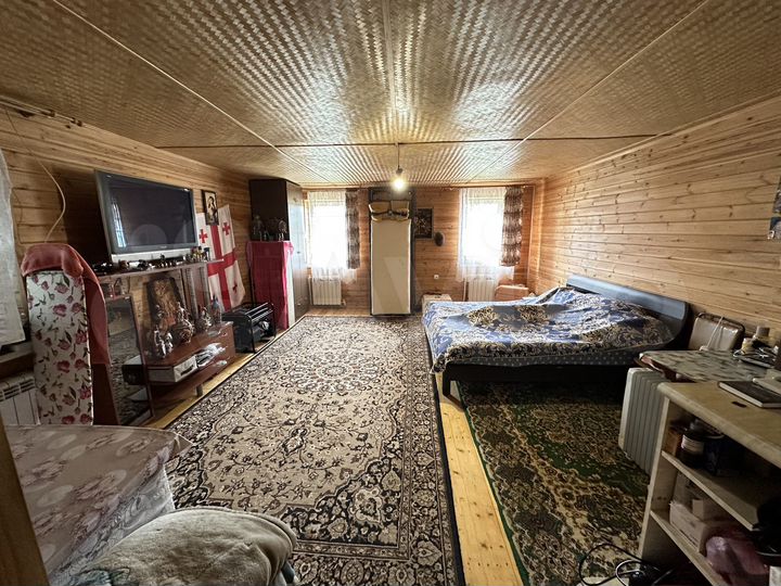 Дом 110 м² на участке 5 сот.