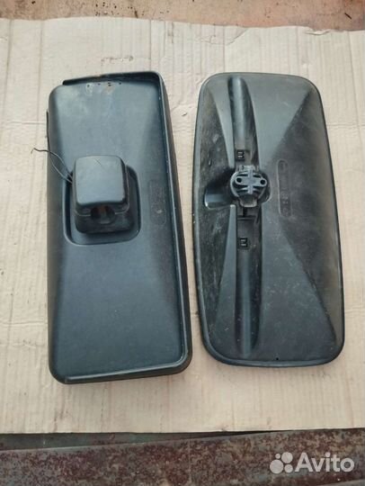 Зеркало заднего вида