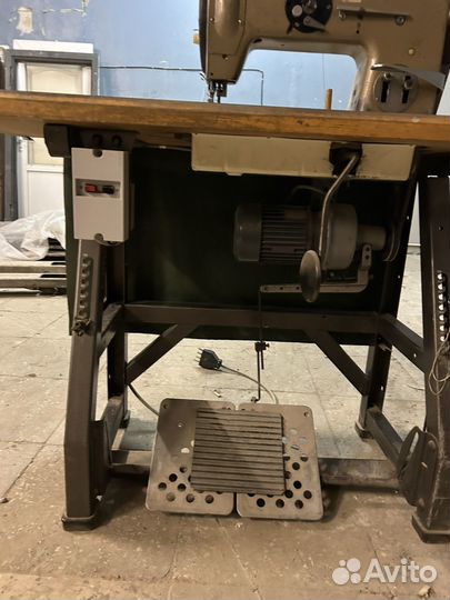 Швейная машинка